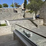 Sveta Ana *